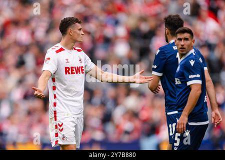 Cologne, Allemagne. 29 septembre 2024. Football : Bundesliga 2, 1. FC Köln - Karlsruher SC, Journée 7, RheinEnergieStadion. Eric Martel de Cologne réagit pendant le match. Crédit : Marius Becker/dpa - NOTE IMPORTANTE : conformément aux règlements de la DFL German Football League et de la DFB German Football Association, il est interdit d'utiliser ou de faire utiliser des photographies prises dans le stade et/ou du match sous forme d'images séquentielles et/ou de séries de photos de type vidéo./dpa/Alamy Live News Banque D'Images