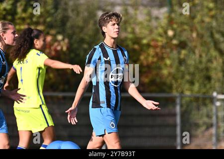 Aalter, Belgique. 29 septembre 2024. Isabelle Iliano (18 ans) du Club YLA photographiée lors d'un match de football féminin entre le Club Brugge Dames YLA et AA Gent lors de la 5ème journée de la saison 2024 - 2025 de la Super Ligue belge des femmes du loto, le dimanche 29 septembre 2024 à Aalter, Belgique . Crédit : Sportpix/Alamy Live News Banque D'Images