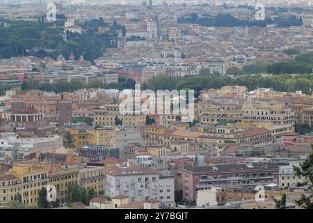 Vue de Rome depuis le sommet de Monte Mario Banque D'Images