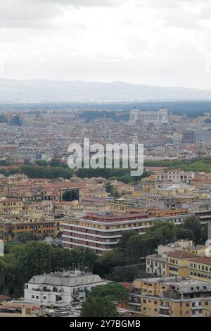 Vue de Rome depuis le sommet de Monte Mario Banque D'Images