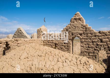 Kirghizistan, environs de Naryn, cimetière local Banque D'Images