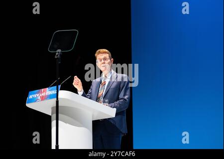 Birmingham, Royaume-Uni. 29 septembre 2024. Andy Street, ancien maire de West Midlands Combined Authority, s'adresse aux délégués le premier jour de la conférence. Le Parti conservateur est le deuxième plus grand parti politique du Royaume-Uni et se réunit à Birmingham pour sa conférence d'automne. Crédit : SOPA images Limited/Alamy Live News Banque D'Images