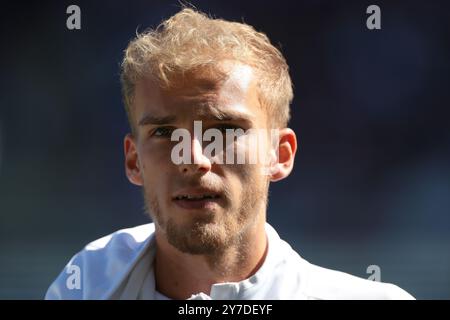 Turin, Italie. 29 septembre 2024. Gustav Isaksen du SS Lazio regarde pendant la formation avant le match de Serie A au Stadio Grande Torino, Turin. Le crédit photo devrait se lire : Jonathan Moscrop/Sportimage crédit : Sportimage Ltd/Alamy Live News Banque D'Images