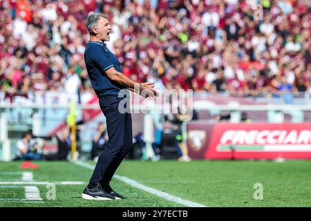 Turin, Italie. 29 septembre 2024. Marco Baroni, entraîneur-chef du SS Lazio, réagit lors du match de football de Serie A 2024/25 entre le Torino FC et le SS Lazio au stade Olimpico Grande Torino. SCORE FINAL Torino 2 | 3 Lazio (photo de Fabrizio Carabelli/SOPA images/Sipa USA) crédit : Sipa USA/Alamy Live News Banque D'Images