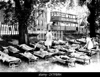 Temps de repos dans une école maternelle de Woolwich en 1947 Banque D'Images