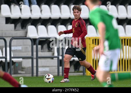 Tubize, Belgique. 29 septembre 2024. Xavi Deraet (6) de Belgique photographié lors d'un match amical de football entre les équipes nationales de Belgique et de la république d'Irlande de moins de 16 ans le dimanche 29 septembre 2024 à Tubize, Belgique . Crédit : Sportpix/Alamy Live News Banque D'Images