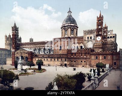 La cathédrale de Palerme, Sicile, Italie, 1890, historique, reproduction restaurée numériquement à partir d'un original du XIXe siècle, date d'enregistrement non indiquée / , die Kathedrale von Palermo, Sizilien, Italien, Historisch, digital restaurierte Reproduktion von einer Vorlage aus dem 19. Jahrhundert, date du dossier non précisée Banque D'Images