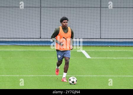 Jaden Heskey de Manchester City lors de la session de formation ouverte de Manchester City à Etihad Campus, Manchester, Royaume-Uni, 30 septembre 2024 (photo de Cody Froggatt/News images) Banque D'Images