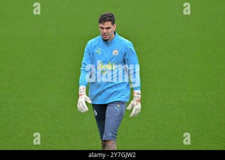 Ederson de Manchester City lors de la session de formation ouverte de Manchester City à Etihad Campus, Manchester, Royaume-Uni, 30 septembre 2024 (photo de Cody Froggatt/News images) Banque D'Images