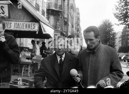 L'ÉCRIVAIN FRANÇAIS JEAN PAUL SARTRE A REFUSÉ LE PRIX NOBEL À PARIS / ; 24 OCTOBRE 1964 Banque D'Images