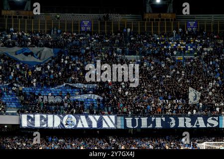 Napoli, Italie. 29 septembre 2024. Les supporters de Napoli lors du match de Serie A entre Napoli et Monza au stade Diego Armando Maradona de Naples, dans le sud de l'italie - dimanche 29 septembre 2024. Sport - Soccer . (Photo de Alessandro Garofalo/LaPresse) crédit : LaPresse/Alamy Live News Banque D'Images