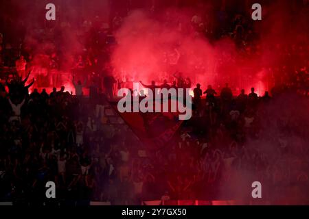 Napoli, Italie. 29 septembre 2024. Les supporters de Napoli lors du match de Serie A entre Napoli et Monza au stade Diego Armando Maradona de Naples, dans le sud de l'italie - dimanche 29 septembre 2024. Sport - Soccer . (Photo de Alessandro Garofalo/LaPresse) crédit : LaPresse/Alamy Live News Banque D'Images