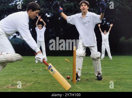 Match de cricket de l'école. L'Angleterre. UK. L'Europe Banque D'Images