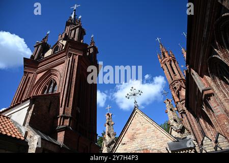 L'église Sainte-Anne de Vilnius, Lituanie Banque D'Images