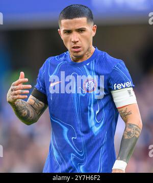 Londres, Royaume-Uni. 28 septembre 2024. Chelsea v Brighton & Hove Albion - premier League - Stamford Bridge. Enzo Fernandez en action. Crédit photo : Mark pain / Alamy Live News Banque D'Images