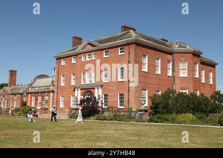 The Georgian House at Hatchlands Park, Surrey, Angleterre, Royaume-Uni, août 2024 Banque D'Images