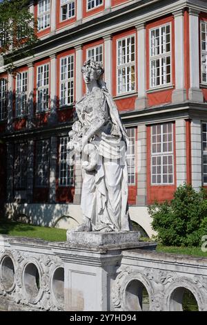 Steinskulptur Schloss Wolfenbüttel Deutschland Niedersachsen Allemagne Banque D'Images