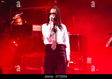 Milan, Italie. 05th Sep, 2024. Ghali se produit en concert lors de la tournée Locura Opera N. 1 au Piazzale Angelo Moratti devant le stade San Siro à Milan, en Italie, le 5 septembre 2024 (photo Alessandro Bremec/NurPhoto). Crédit : NurPhoto SRL/Alamy Live News Banque D'Images