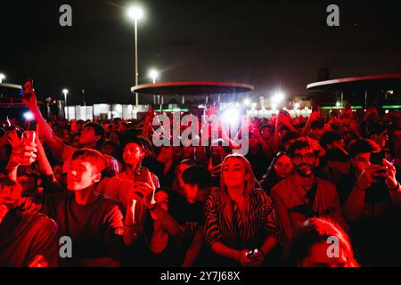 Milan, Italie. 05th Sep, 2024. Lazza se produit en concert lors de la tournée Locura Opera N. 1 au Piazzale Angelo Moratti devant le stade San Siro à Milan, en Italie, le 5 septembre 2024 (photo par Alessandro Bremec/NurPhoto) crédit : NurPhoto SRL/Alamy Live News Banque D'Images