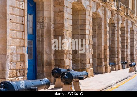 Façade du Musée maritime à Birgu, l'une des trois villes - la zone à travers la Valette connue sous le nom de il-Cottonera. Malte Banque D'Images