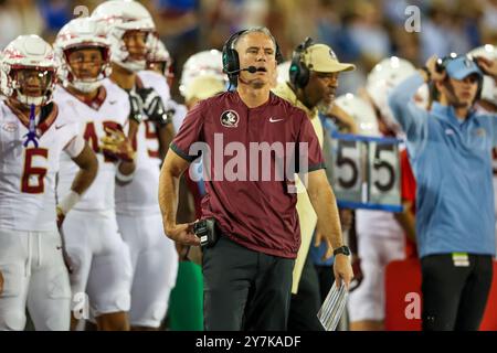 28 septembre 2024 : Mike Norvell, entraîneur-chef des Seminoles de Floride, lors d'un match entre les Seminoles de Floride et les Mustangs méthodistes du Sud au Gerald J. Ford Stadium de Dallas, Texas. Freddie Beckwith/CSM Banque D'Images