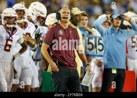 28 septembre 2024 : Mike Norvell, entraîneur-chef des Seminoles de Floride, lors d'un match entre les Seminoles de Floride et les Mustangs méthodistes du Sud au Gerald J. Ford Stadium de Dallas, Texas. Freddie Beckwith/CSM Banque D'Images