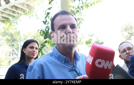 30 septembre 2024, Rio de Janeiro, Rio de Janeiro, Brésil : Rio de Janeiro (RJ), 09/30/2024 - MAIRE/EDUARDO PAES/RJ - maire Eduardo Paes et candidat aux campagnes de réélection au club des fonctionnaires de Cidade Nova, ce lundi 30 septembre 2024. (Foto : Onofre Veras/Thenews2/Zumapress) (image crédit : © Picasa/TheNEWS2 via ZUMA Press Wire) USAGE ÉDITORIAL SEULEMENT! Non destiné à UN USAGE commercial ! Banque D'Images