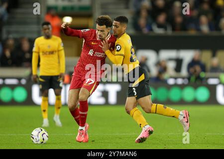 Wolverhampton, Royaume-Uni. 28 septembre 2024. Curtis Jones de Liverpool en action avec João Gomes de Wolverhampton Wanderers lors du match de premier League entre Wolverhampton Wanderers et Liverpool à Molineux, Wolverhampton le samedi 28 septembre 2024. (Photo : Gustavo Pantano | mi News) crédit : MI News & Sport /Alamy Live News Banque D'Images