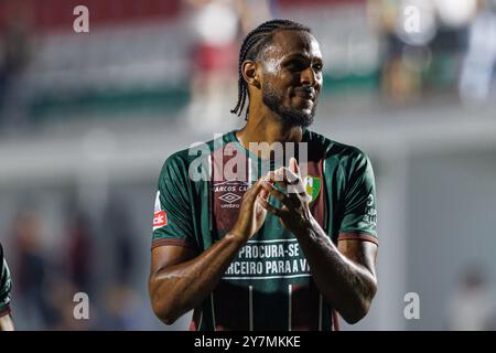 Jusqu'à Cissokho vu en action lors du match de Liga Portugal entre les équipes de CF Estrela Amadora et Boavista FC à l'Estadio Jose Gomes Banque D'Images