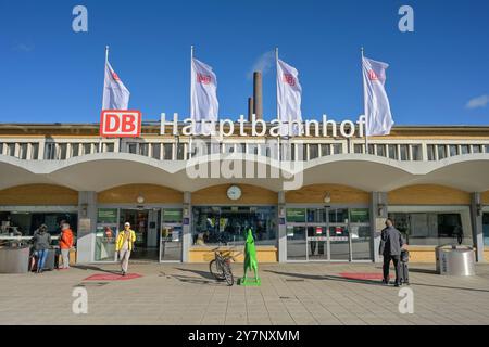 Hauptbahnhof, Wolfsburg, Niedersachsen, Deutschland *** Gare centrale, Wolfsburg, basse-Saxe, Allemagne Banque D'Images