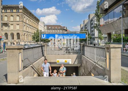 Entrée à la station de métro Mohrenstrasse, Wilhelmplatz, Mitte, Berlin, Allemagne, Eingang U-Bahnhof Mohrenstraße, Allemagne Banque D'Images