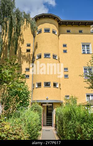 Immeuble résidentiel, Stavenhagener Straße, Hufeisensiedlung, Britz, Neukölln, Berlin, Allemagne, Wohnhaus, Allemagne Banque D'Images