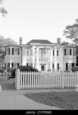 Hibben House, une maison de plantation du XVIIIe siècle construite en 1775 par Jacob Motte, située à Mount Pleasant, Caroline du Sud, près de Charleston, États-Unis. Banque D'Images