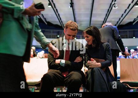 Annalena Baerbock Buendnis 90/Die Gruenen, Bundesaussenministerin, trifft Gabrielius Landsbergis, Aussenminister von Litauen, à Berlin, 30.09.2024. Fotografiert im Auftrag des Auswaertigen AMTES. Berlin Deutschland *** Annalena Baerbock Buendnis 90 Die Gruenen , ministre fédéral des Affaires étrangères, rencontre Gabrielius Landsbergis, ministre lituanien des Affaires étrangères, à Berlin, 30 09 2024 photographie au nom du ministère fédéral des Affaires étrangères Berlin Allemagne Copyright : xKiraxHofmann/AAX Banque D'Images