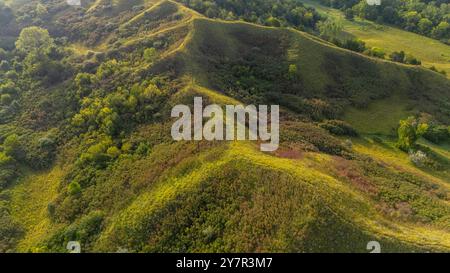 Photographie aérienne de Folsum point Preserve, une propriété protégée par la nature Conservancy dans le comté rural de Mills/Pottawattamie, Iowa, États-Unis. Banque D'Images