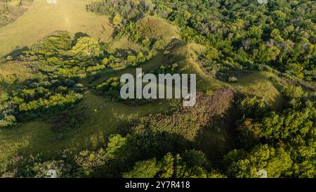 Photographie aérienne de Folsum point Preserve, une propriété protégée par la nature Conservancy dans le comté rural de Mills/Pottawattamie, Iowa, États-Unis. Banque D'Images