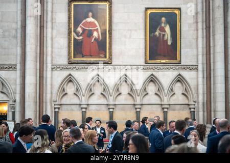 Une réception à la Royal courts of Justice de Londres. Date de la photo : mercredi 24 avril 2024. Photo : Richard Gray/Alamy Banque D'Images