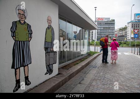 Milan, Italie. 1er octobre 2024. Alessandro Palombo graffito Segre Piazzale Loreto Milano - Italia - Cronaca Martedì, 10 Ottobre, 2024 (Foto di Marco Ottico/Lapresse) Alessandro Palombo Graffiti Segre Loreto Square Milan, Italie - Actualités mardi, 01 octobre, 2024 (photo de Marco Ottico/Lapresse) crédit : LaPresse/Alamy Live News Banque D'Images