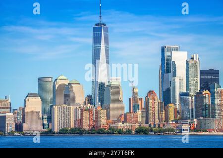 Vue épique de la ville de New York depuis le fleuve Hudson, États-Unis d'Amérique Banque D'Images