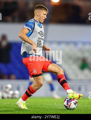 #7, Callum Marshall de Huddersfield s'échauffe lors du match de Sky Bet League 1 entre Birmingham City et Huddersfield Town à St Andrews @ Knighthead Park, Birmingham le mardi 1er octobre 2024. (Photo : Stuart Leggett | mi News) crédit : MI News & Sport /Alamy Live News Banque D'Images