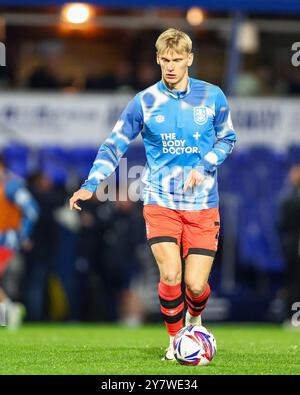 #7, Callum Marshall de Huddersfield s'échauffe lors du match de Sky Bet League 1 entre Birmingham City et Huddersfield Town à St Andrews @ Knighthead Park, Birmingham le mardi 1er octobre 2024. (Photo : Stuart Leggett | mi News) crédit : MI News & Sport /Alamy Live News Banque D'Images