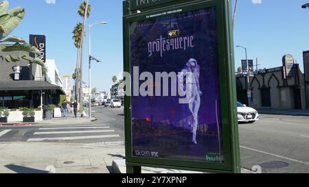 Los Angeles, Californie, USA 30 septembre 2024 Grotesquerie affiche sur Sunset Blvd le 30 septembre 2024 à Los Angeles, Californie, USA. Photo de Barry King/Alamy Stock photo Banque D'Images