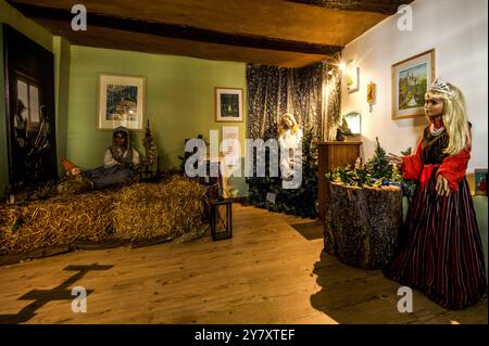 Alsfeld Fairy Tale House, Rumpelstiltskin et le Prince grenouille, Sterntaler, Alsfeld, Hesse, Allemagne Banque D'Images