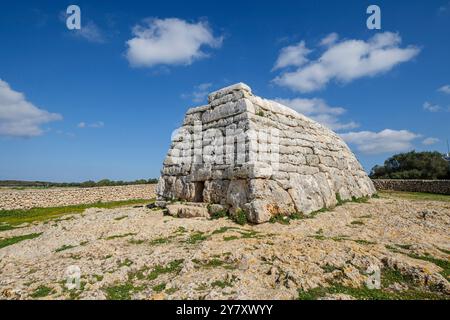 Naveta des Tudons, prototalayote, Ciutadella, Minorque, Iles Baléares, Espagne Banque D'Images