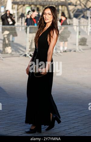 Shay Mitchell assiste au salon Louis Vuitton Paris printemps-été 2025 dans le cadre de la Fashion week de Paris le 1er octobre 2024 à Paris, France. Photo de Marco Piovanotto/ABACAPRESS. COM Banque D'Images