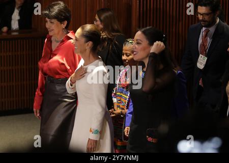 Mexico, Mexique. 1er octobre 2024. Le nouveau président mexicain Claudia Sheinbaum Pardo, lors de la cérémonie d'investiture au Congrès de l'Union. Le 1er octobre 2024 à Mexico, Mexique. (Photo de Carlos Santiago/Eyepix Group/SIPA USA) crédit : SIPA USA/Alamy Live News Banque D'Images