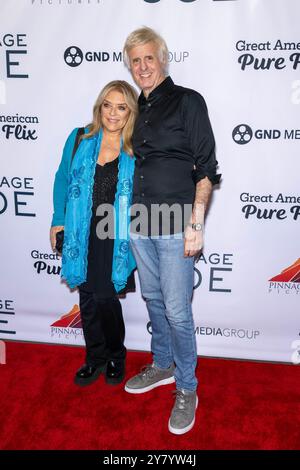 Hollywood, États-Unis. 1er octobre 2024. L'actrice Lydia Cornell, auteur Lawrence Levy assiste à la première mondiale du long métrage AVERAGE JOE au TCL Chinese Theater, Los Angeles, CA, le 1er octobre 2024 crédit : Eugene Powers/Alamy Live News Banque D'Images