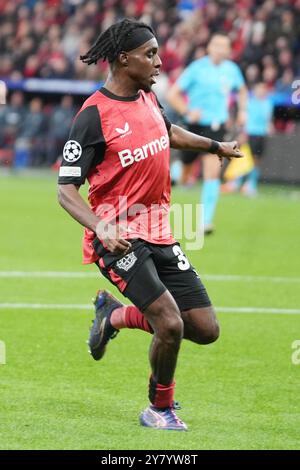 Leverkusen, Allemagne. 1er octobre 2024. JEREMIE Frimpong de Bayer Leverkusen lors de la Ligue des Champions de l'UEFA, phase de Ligue, match de football du jour 2 entre Bayer Leverkusen et AC Milan le 1er octobre 2024 à la BayArena de Leverkusen, Allemagne - photo Laurent Lairys/DPPI crédit : DPPI Media/Alamy Live News Banque D'Images