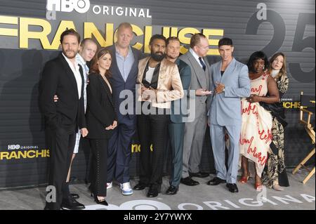 CA. 01 octobre 2024. Darren Goldstein, Jessica Hynes, Amy Gravitt, Armando Iannucci, Jon Brown, Aya Cash, Sam Mendes, Ruaridh Mollica, Isaac Powell, Lolly Adefope, Daniel Brühl, Himesh Patel, Billy Magnussen aux arrivées pour LA FRANCHISE Premiere, Paramount Theater, Los Angeles, CA, octobre 01, 2024. crédit : Elizabeth Goodenough/Everett Collection/Alamy Live News Banque D'Images