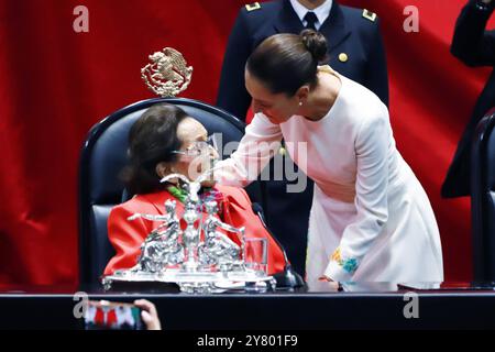 Inauguration de la Claudia Sheinbaum première femme Présidente mexicaine entrante Présidente mexicaine Claudia Sheinbaum Pardo R et Présidente de la Chambre des députés Ifigenia Martinez lors de la cérémonie d'inauguration au Congrès de l'Union. Le 1er octobre 2024 à Mexico, Mexique. Photo de Carlos Santiago/ Eyepix Group Mexico CDMX Mexico Copyright : xCarlosxSantiagox Banque D'Images